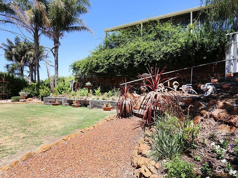 17 Marshall Road, Australind WA 6233