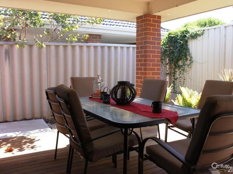 10b Frankel Street, Carey Park WA 6230