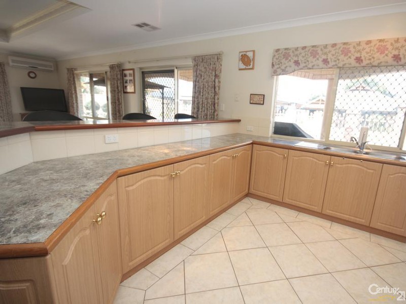 7 Troon Court, Bunbury WA 6230