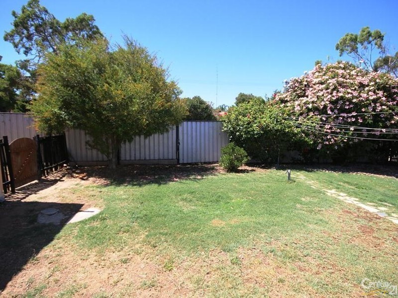 15 Hillcrest Avenue, South Bunbury WA 6230