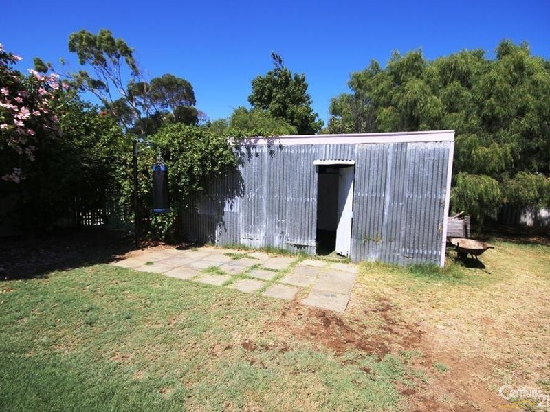 15 Hillcrest Avenue, South Bunbury WA 6230