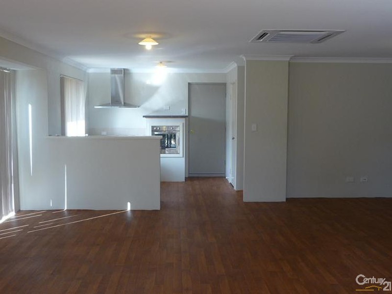 55 Kambany Approach, Dalyellup WA 6230