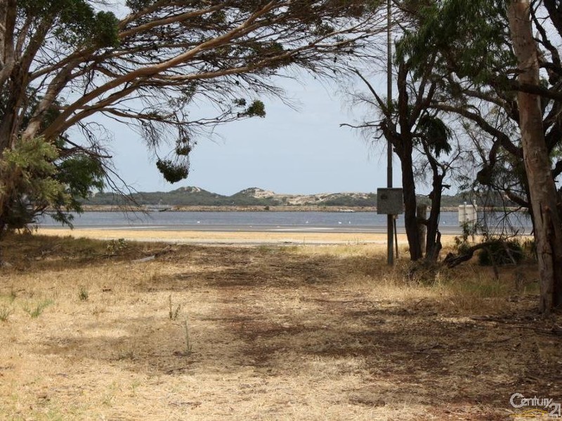 201/7  Rothesay Crescent, Australind WA 6233