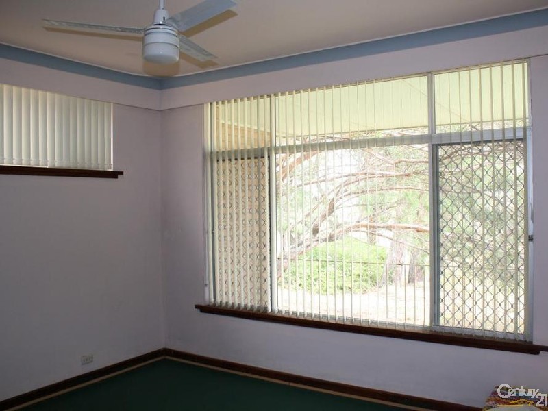 201/7  Rothesay Crescent, Australind WA 6233