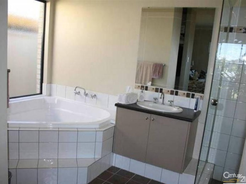 18 Austin Rise, Dawesville WA 6211