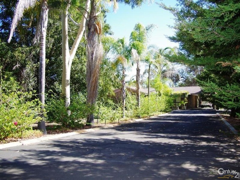 8 Hasties Road, Gelorup WA 6230