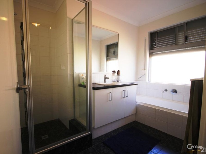 161 Braidwood Drive, Australind WA 6233