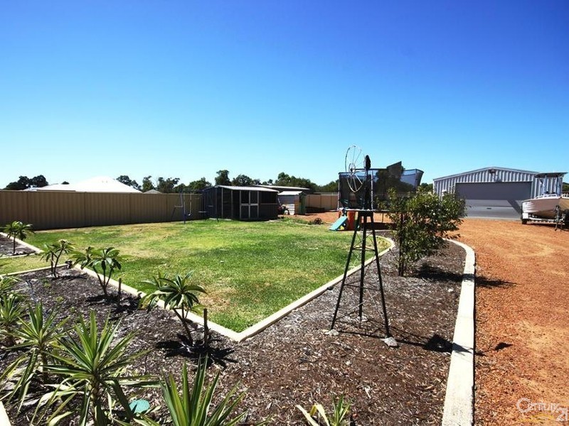 161 Braidwood Drive, Australind WA 6233