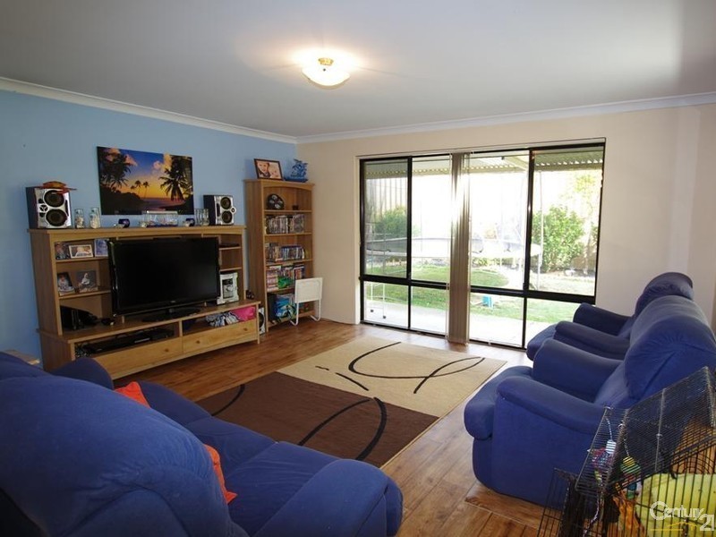 12 Peridot Street, Dalyellup WA 6230