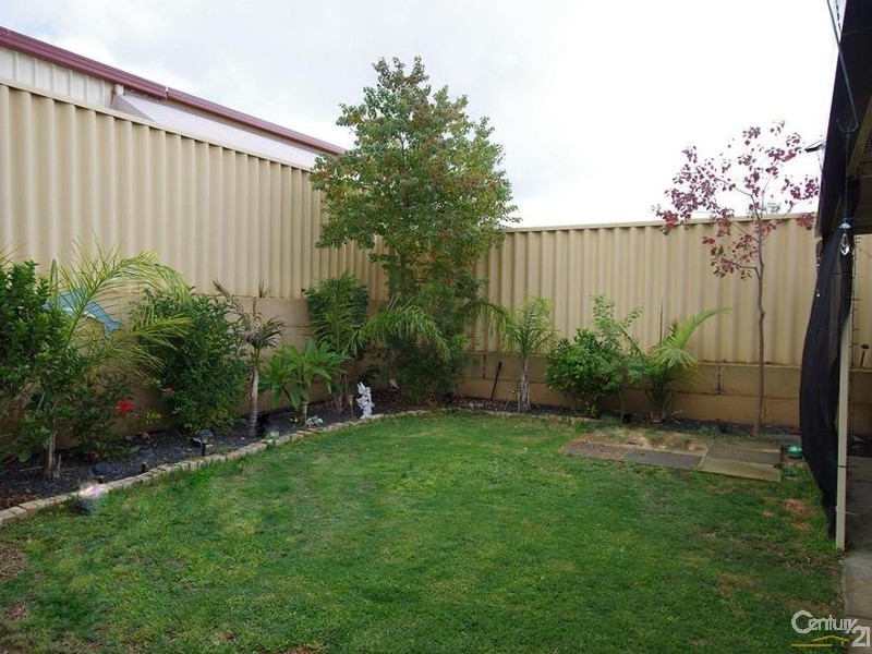 12 Peridot Street, Dalyellup WA 6230