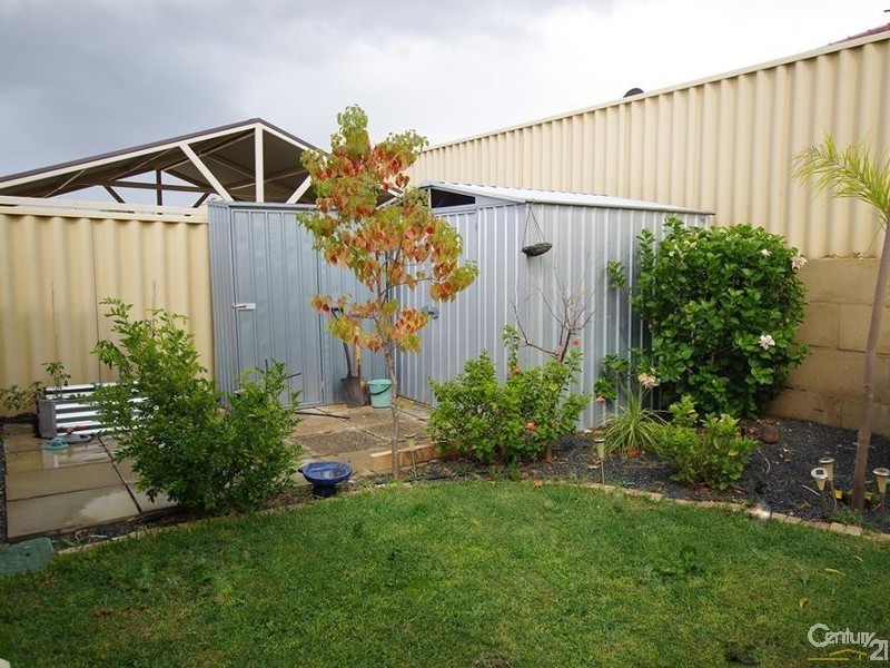 12 Peridot Street, Dalyellup WA 6230