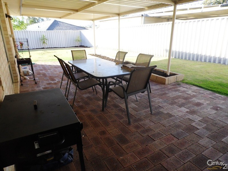 58 Somerville Drive, College Grove WA 6230