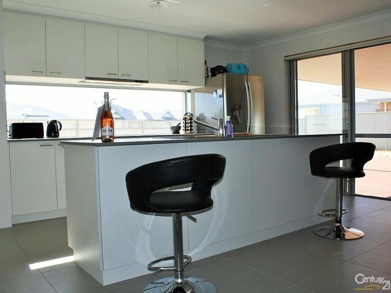 32 Denebola Drive, Australind WA 6233