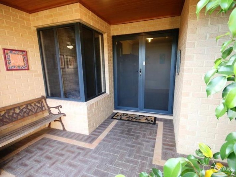 5 Connemara Way, Australind WA 6233