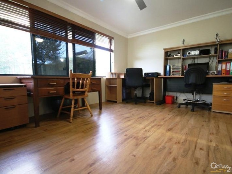 5 Connemara Way, Australind WA 6233