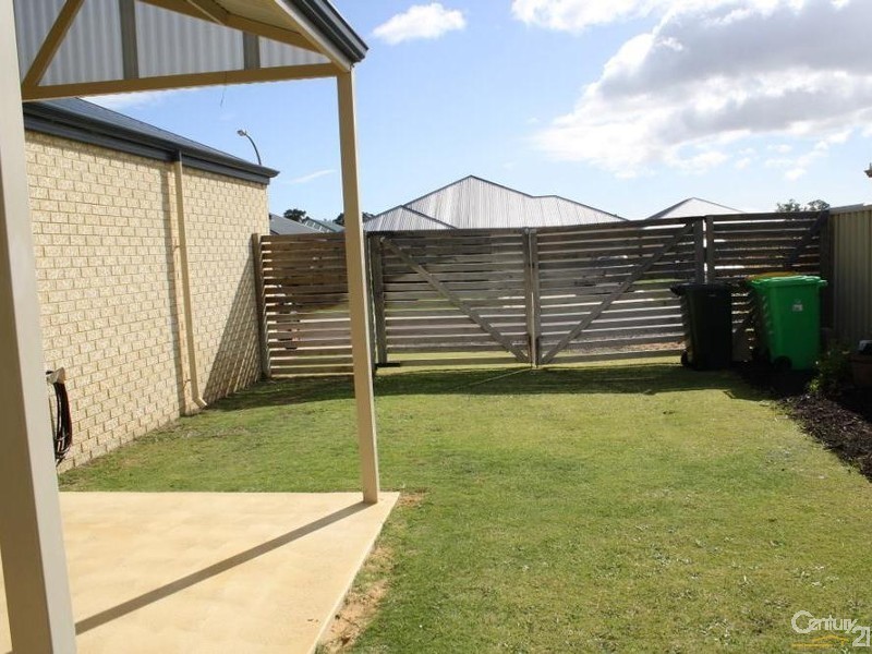4 Nornt Link, Dalyellup WA 6230