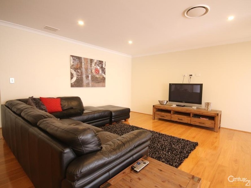 16 Supanova Lane, Australind WA 6233