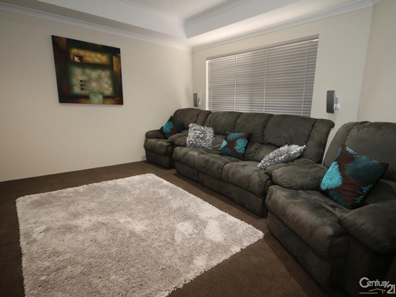 16 Supanova Lane, Australind WA 6233