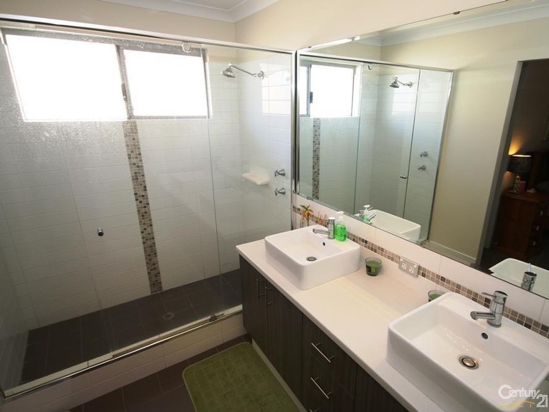 16 Supanova Lane, Australind WA 6233