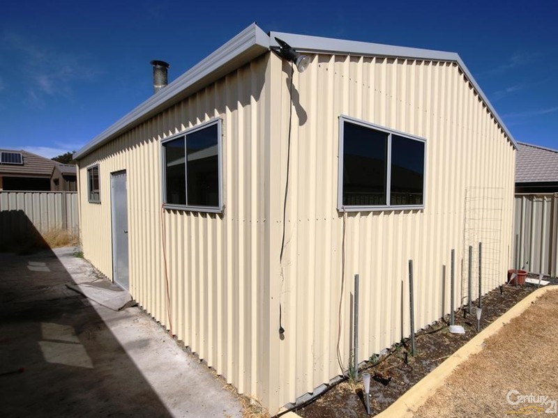 16 Supanova Lane, Australind WA 6233