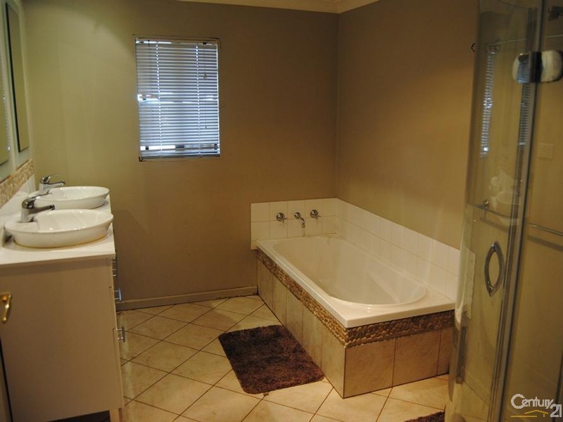 225 Steere Street North, Collie WA 6225