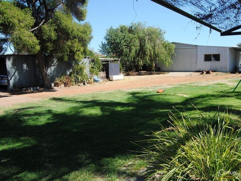 225 Steere Street North, Collie WA 6225