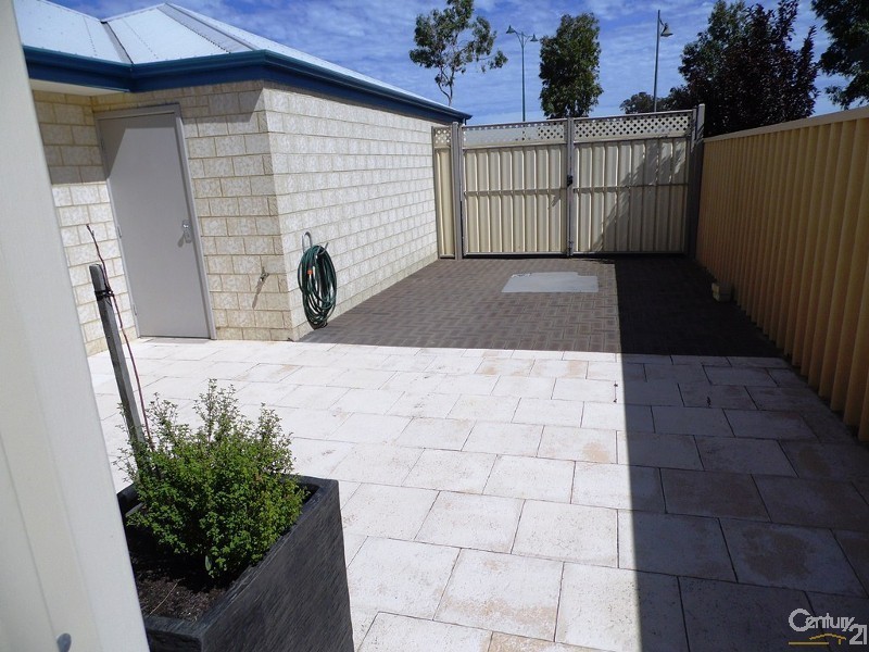 44 Gascoyne Circle, Millbridge WA 6232