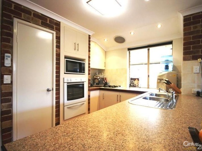 43 Travers Drive, Australind WA 6233