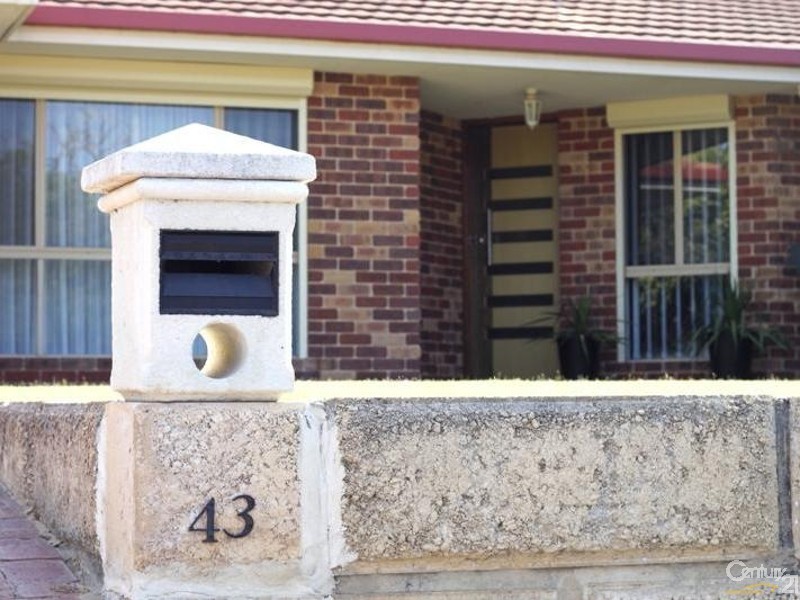 43 Travers Drive, Australind WA 6233