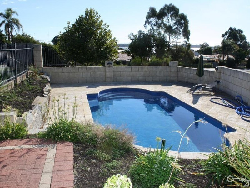 72A Fitzgerald Way, Australind WA 6233