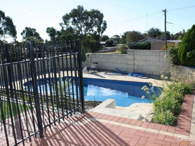 72A Fitzgerald Way, Australind WA 6233