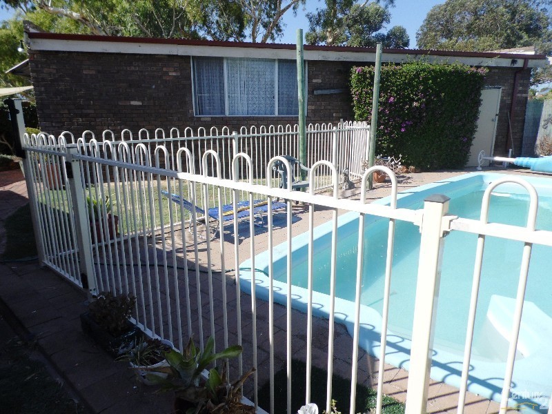 11 Bryant Close, East Bunbury WA 6230