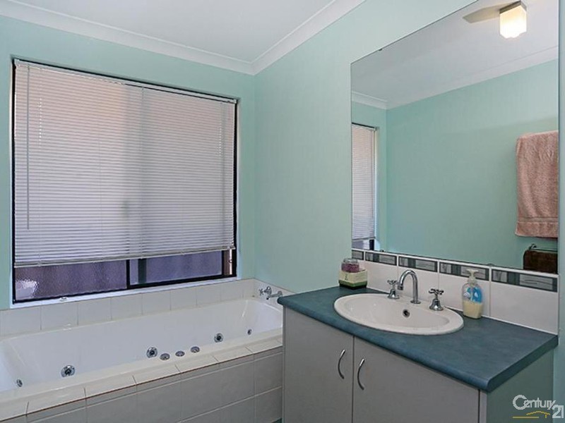 1 Westbury Way, Australind WA 6233