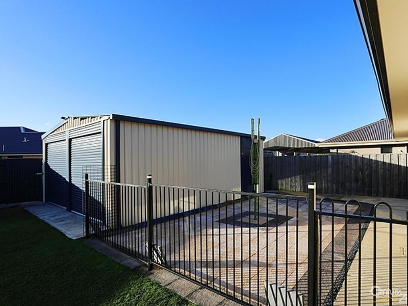 1 Westbury Way, Australind WA 6233