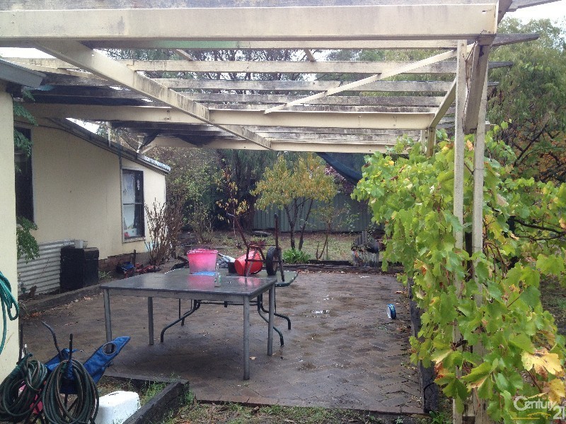 26 Gladstone Cres, Collie WA 6225