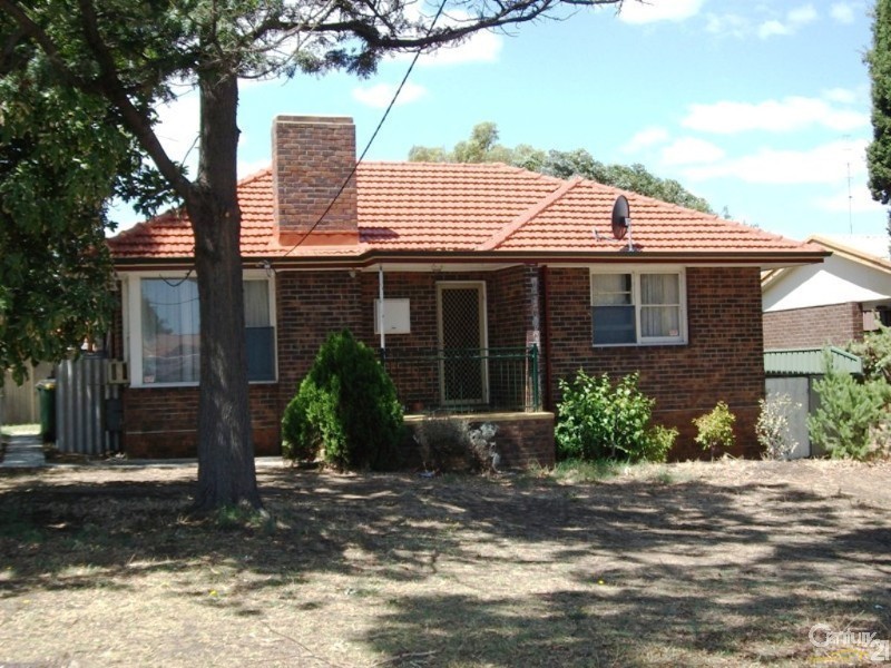 1 Knight Street, Withers WA 6230