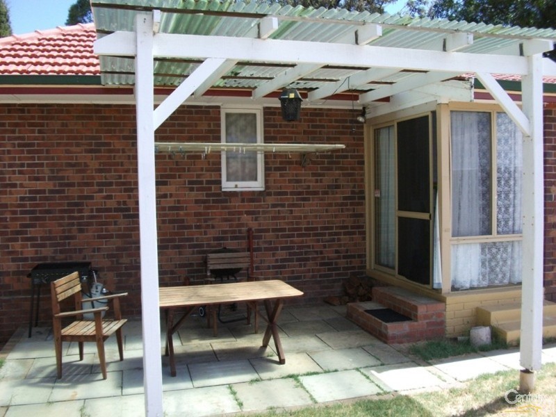 1 Knight Street, Withers WA 6230