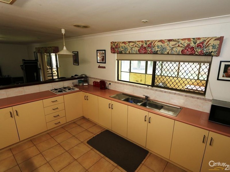 26 Barr Road, Carey Park WA 6230
