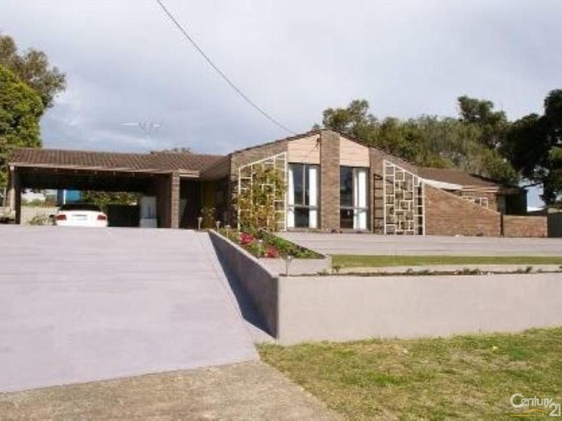 3 Becher Place, Australind WA 6233