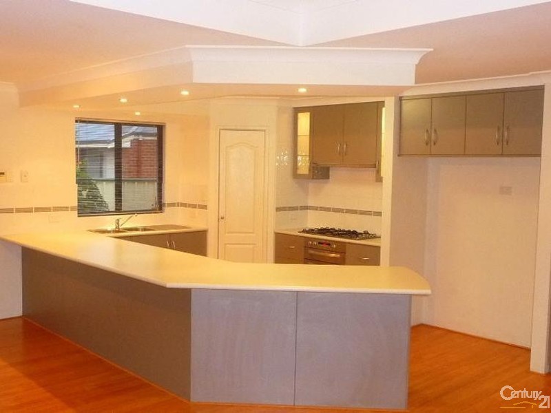 4/1 Little Street, Carey Park WA 6230