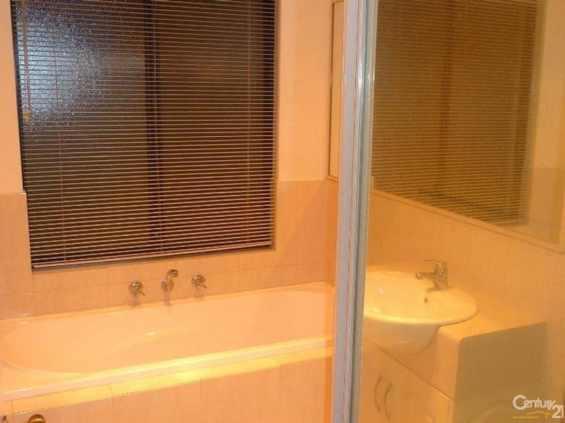 4/1 Little Street, Carey Park WA 6230