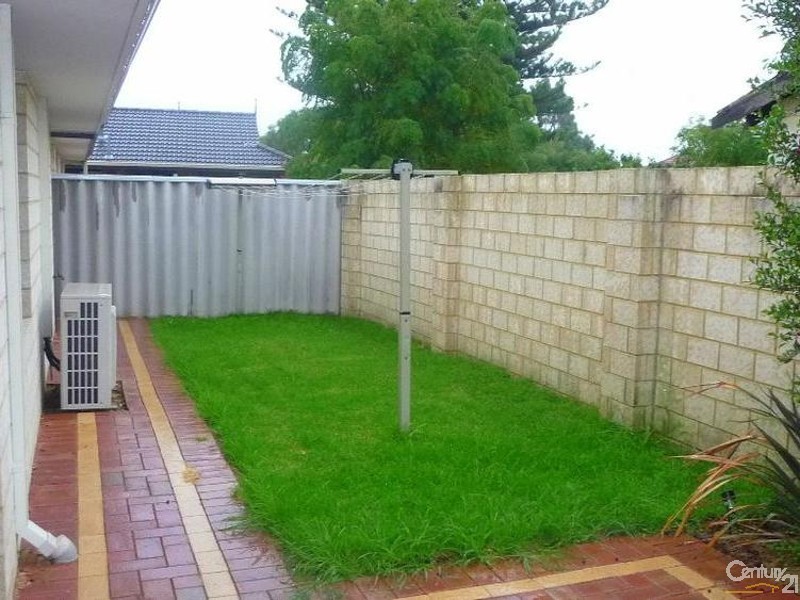 4/1 Little Street, Carey Park WA 6230