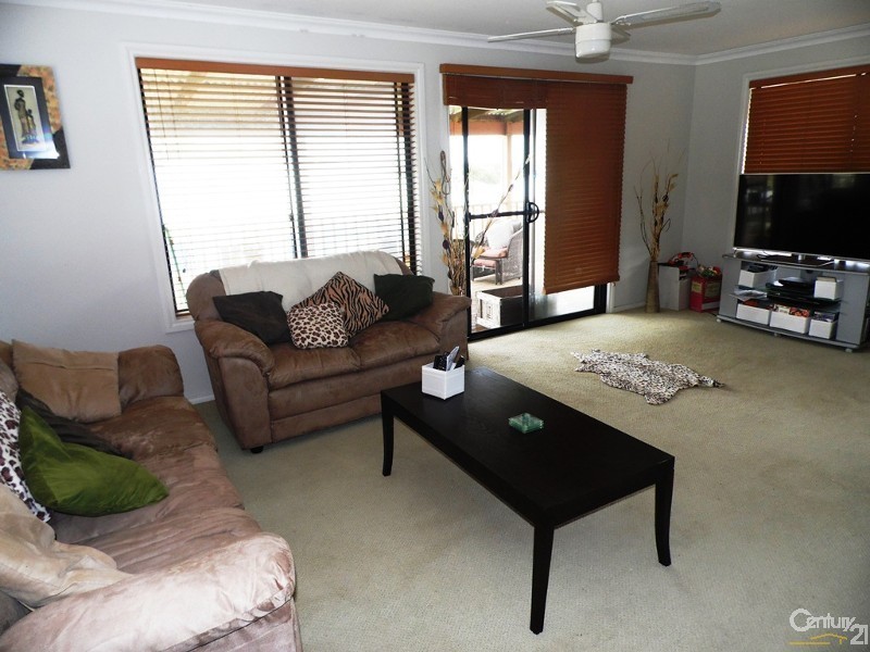 19 Boobook Rise, Peppermint Grove Beach WA 6271