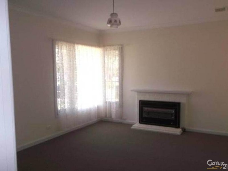 10 Sulphur Street, Withers WA 6230