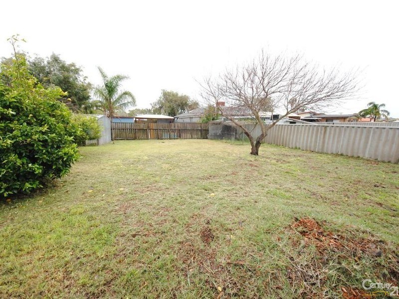 3 Oxford Street, East Bunbury WA 6230