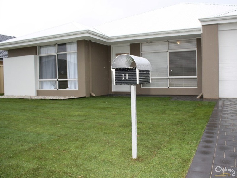 11 Reuben way, Millbridge WA 6232