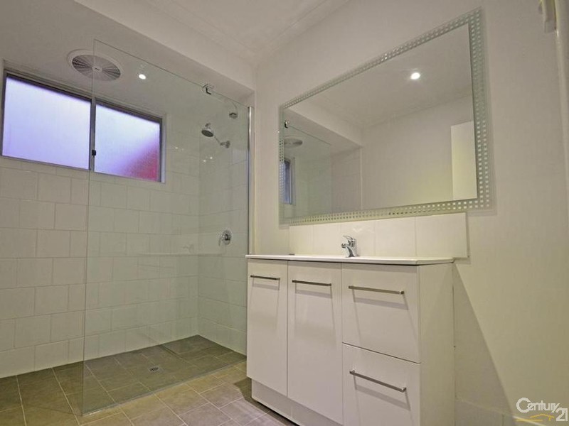 9  Waterwitch  St, Carey Park WA 6230