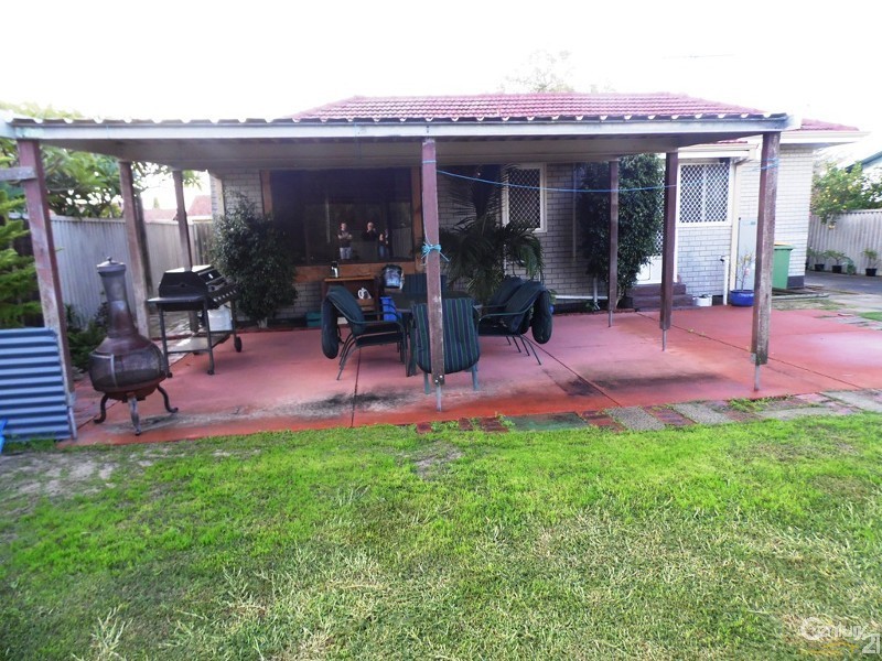 203 Clarke Street East, Carey Park WA 6230