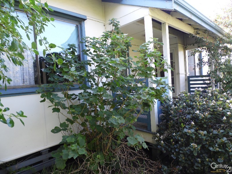 2 Dyinda Street, Carey Park WA 6230