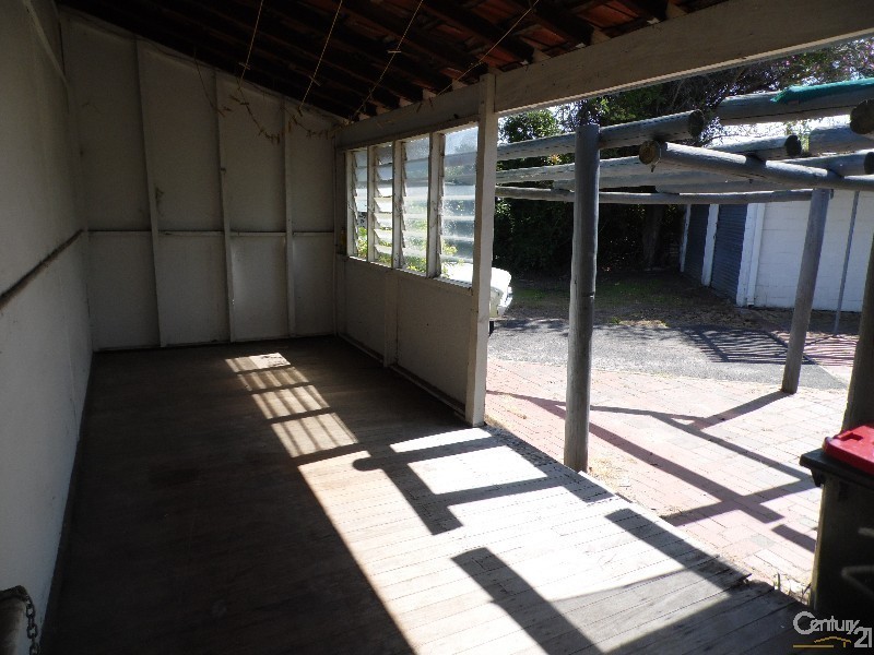 2 Dyinda Street, Carey Park WA 6230